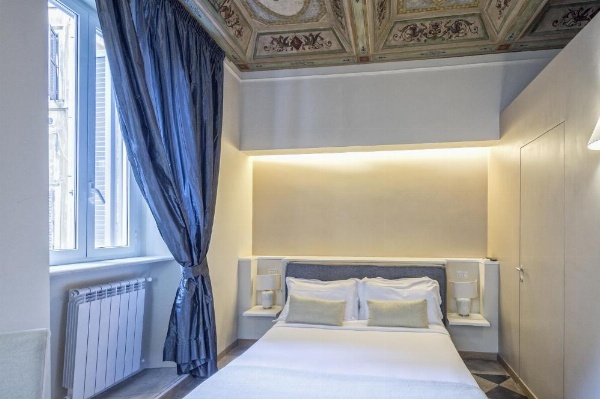 Little Queen Suite image 17