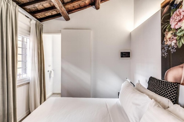 Little Queen Suite image 21