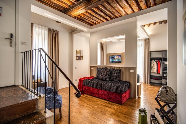 Little Queen Suite image 6